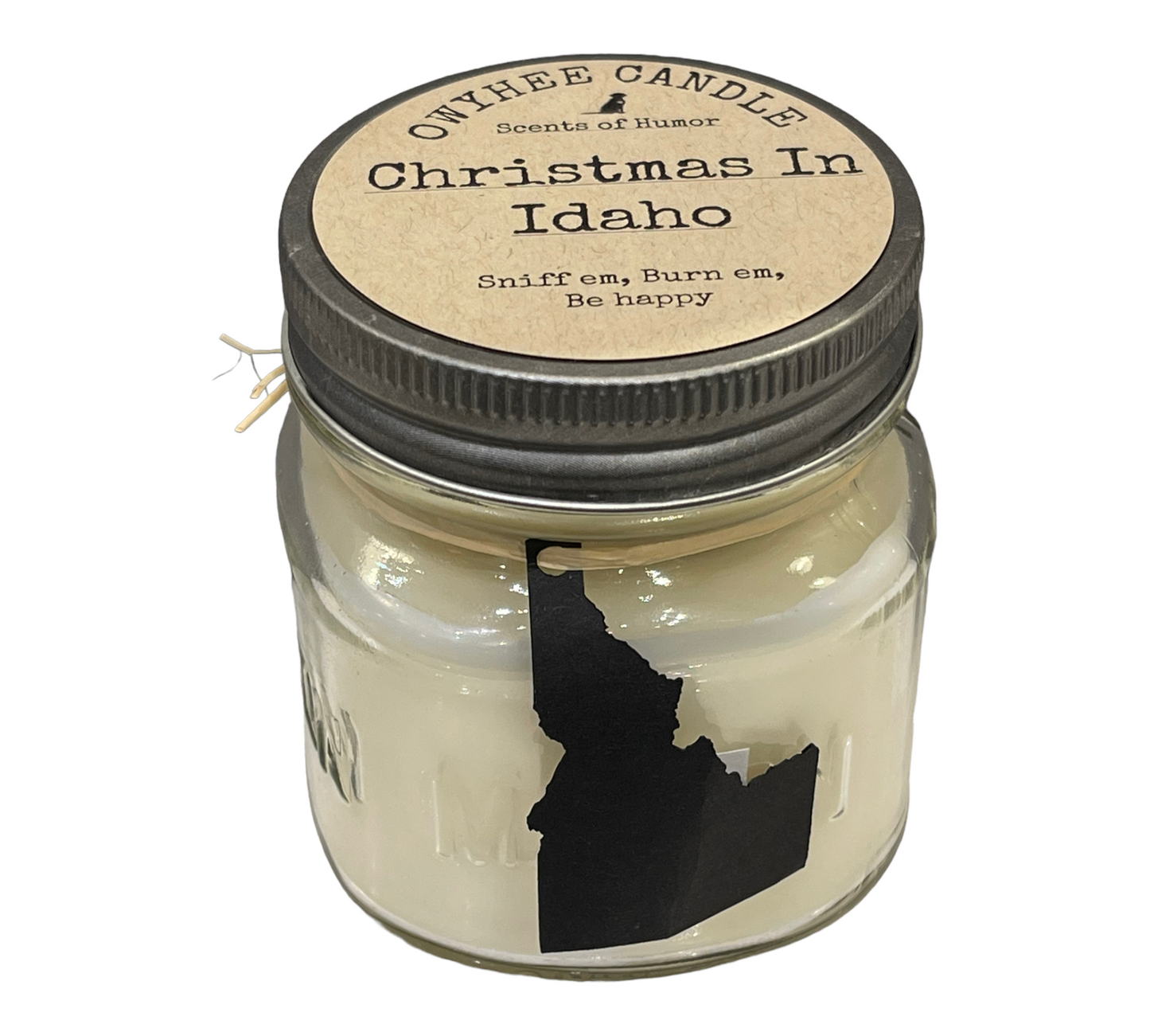 Natural soy blend wax candles that offer a long-lasting scent. 